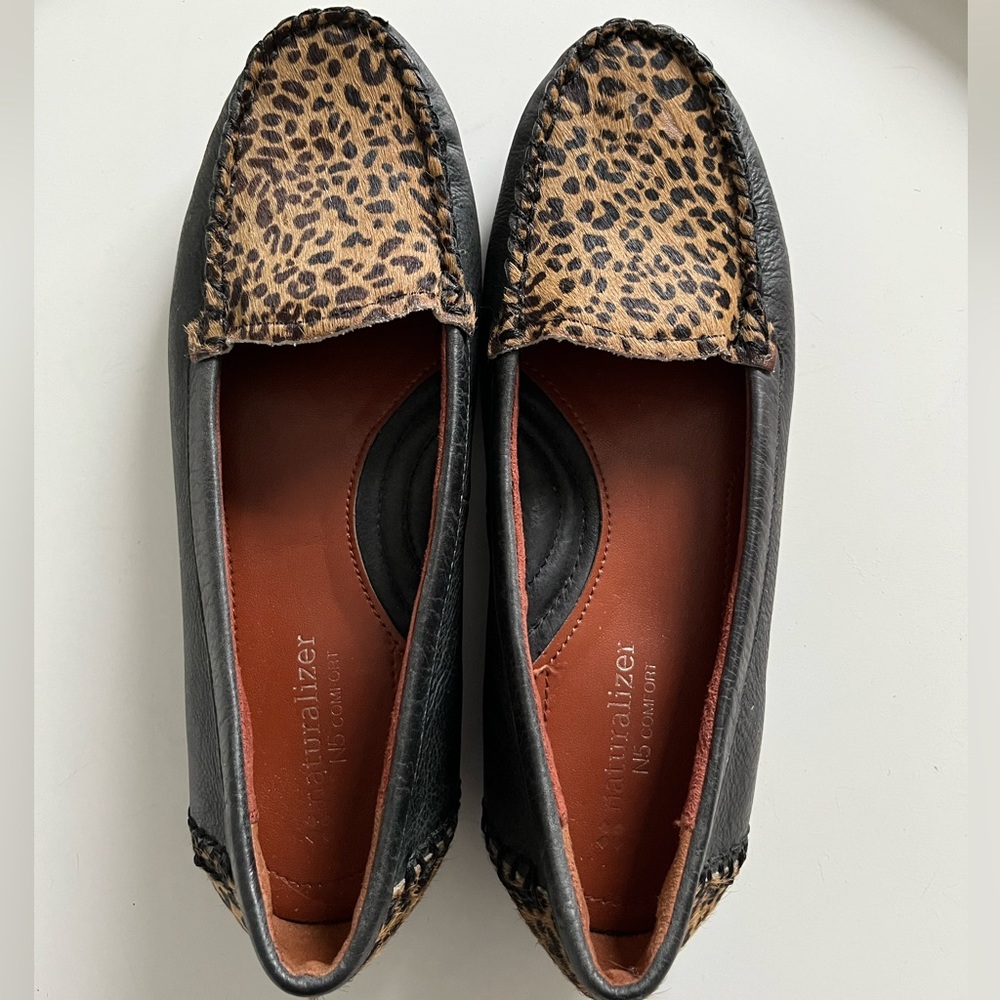 Naturalizer Kellyn Classic Leather Loafer Moccasin Size 7M